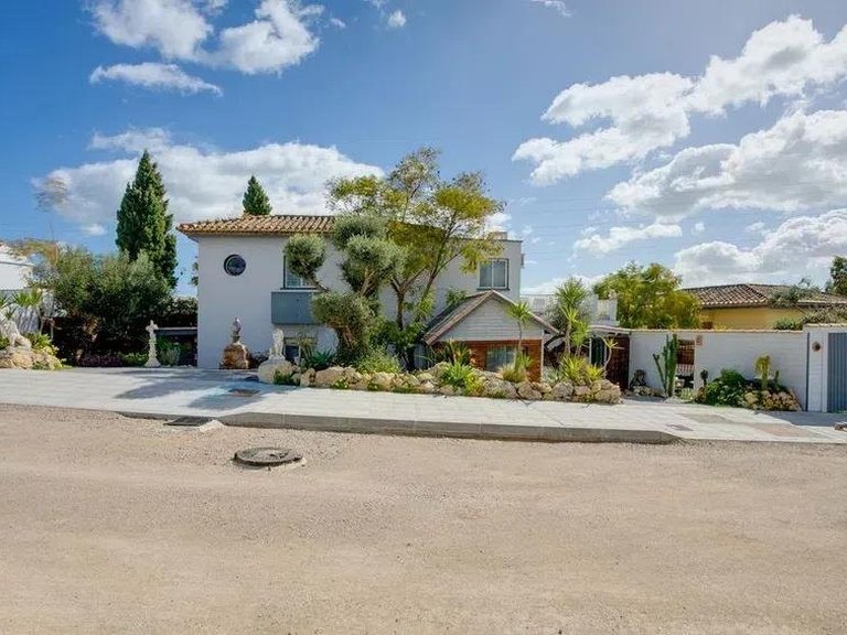 Villa for Sale in Estepona Malaga 24