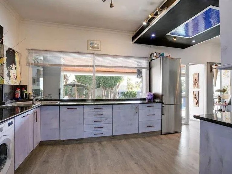 Villa for Sale in Estepona Malaga 2