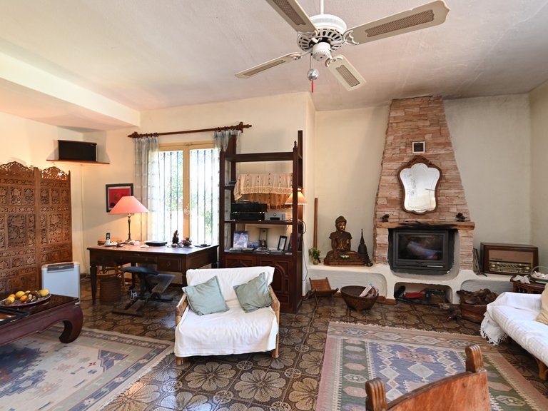 Villa for Sale in Santa Eulalia Del Río Balearic Islands 8