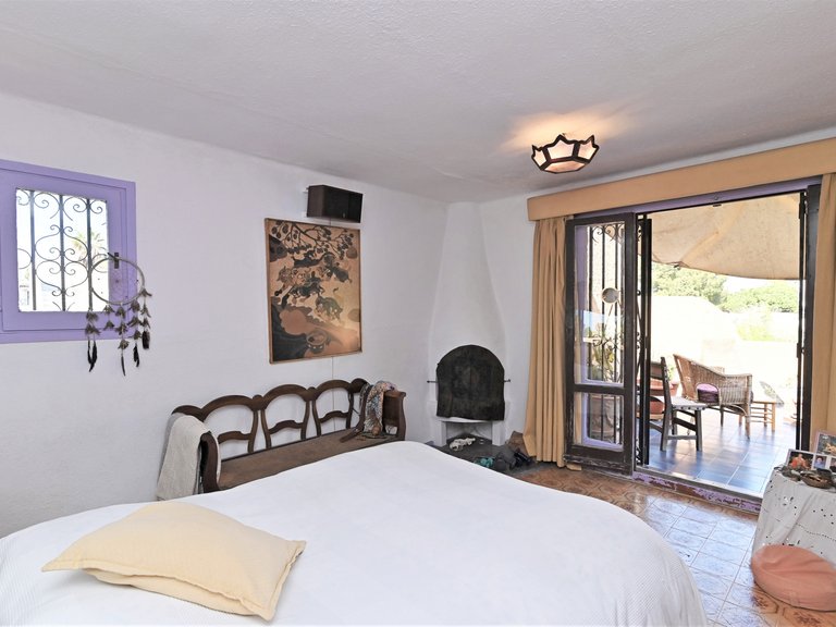 Villa for Sale in Santa Eulalia Del Río Balearic Islands 14