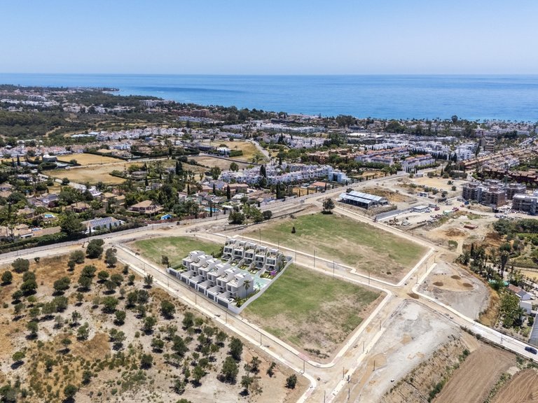 Town House for Sale in Benahavis Malaga 9