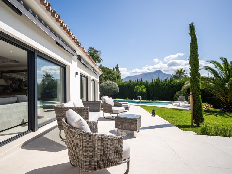 Villa for Sale in Benahavis Malaga 4