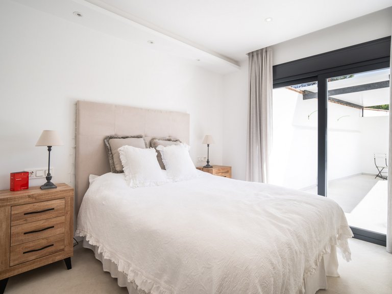 Villa for Sale in Benahavis Malaga 10