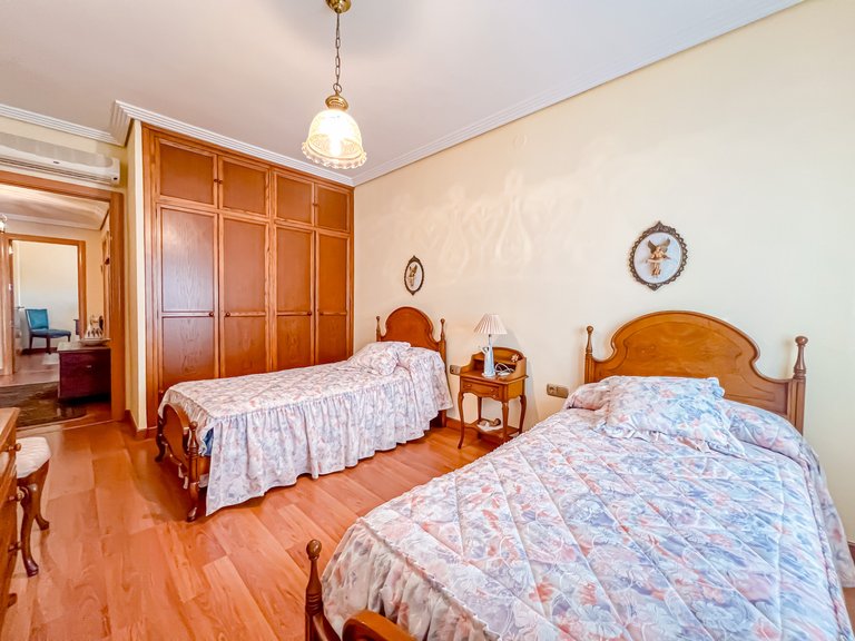 Villa for Sale in Malaga Malaga 31