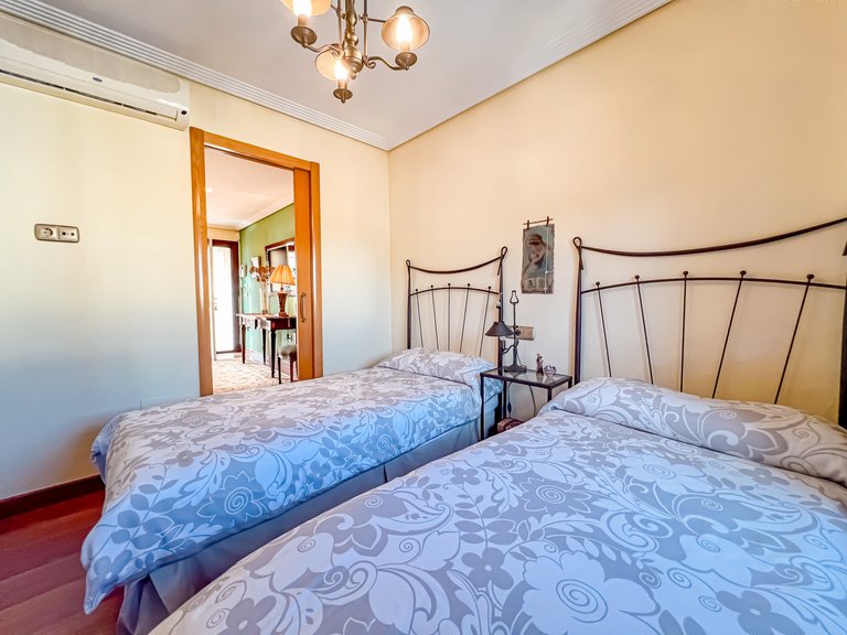 Villa for Sale in Malaga Malaga 22