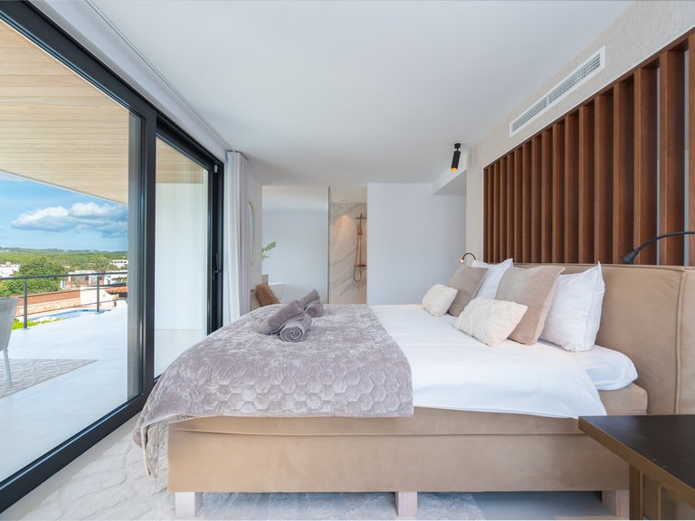 Villa for Sale in Santa Eulalia Del Río Balearic Islands 21