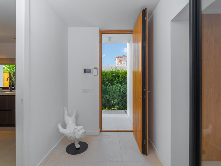 Villa for Sale in Santa Eulalia Del Río Balearic Islands 11