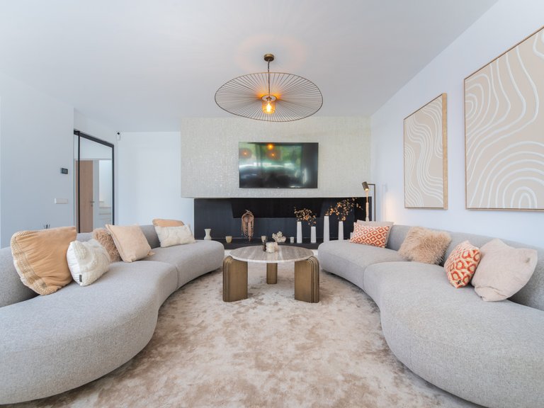 Villa for Sale in Santa Eulalia Del Río Balearic Islands 39