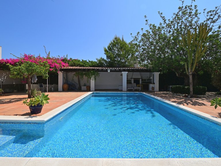 Villa for Sale in Santa Eulalia Del Río Balearic Islands 9