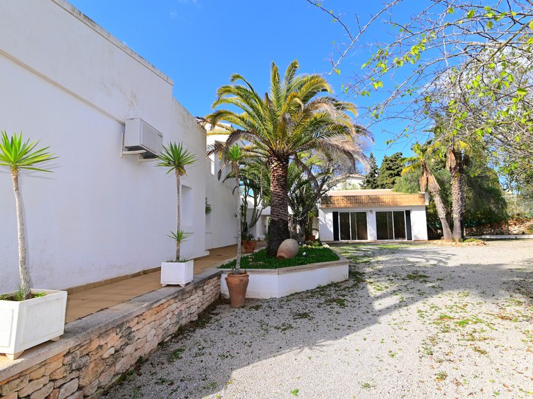 Villa for Sale in Santa Eulalia Del Río Balearic Islands 10