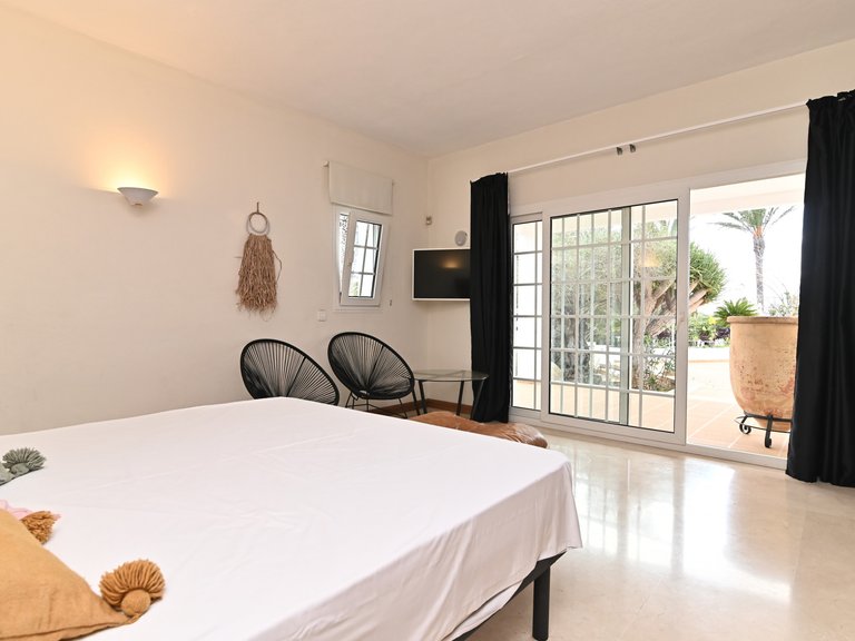 Villa for Sale in Santa Eulalia Del Río Balearic Islands 26