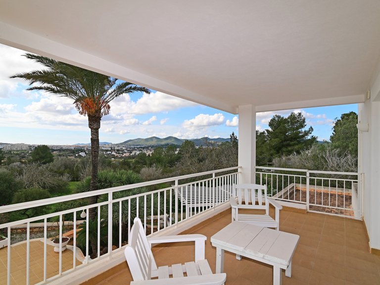 Villa for Sale in Santa Eulalia Del Río Balearic Islands 49