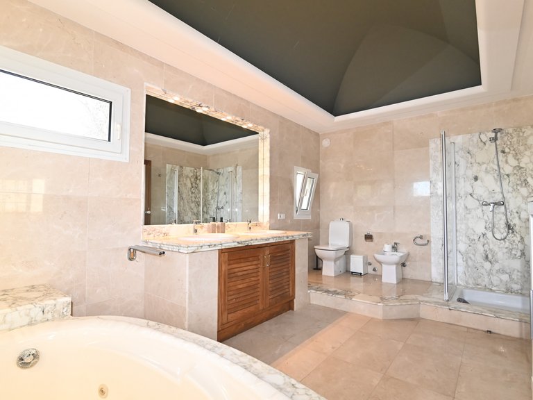 Villa for Sale in Santa Eulalia Del Río Balearic Islands 36