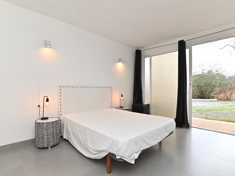 Villa for Sale in Santa Eulalia Del Río Balearic Islands 45