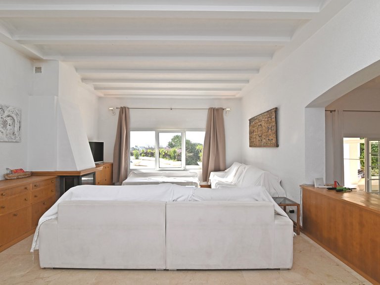 Villa for Sale in Santa Eulalia Del Río Balearic Islands 15