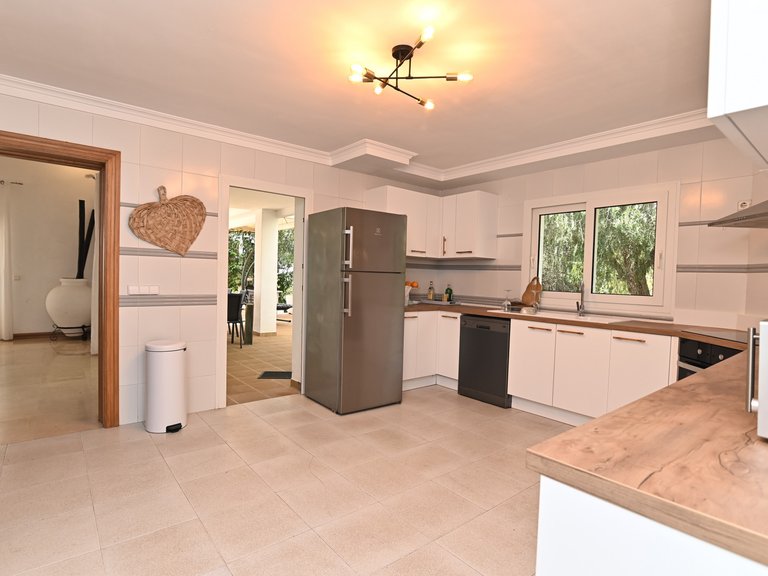 Villa for Sale in Santa Eulalia Del Río Balearic Islands 22