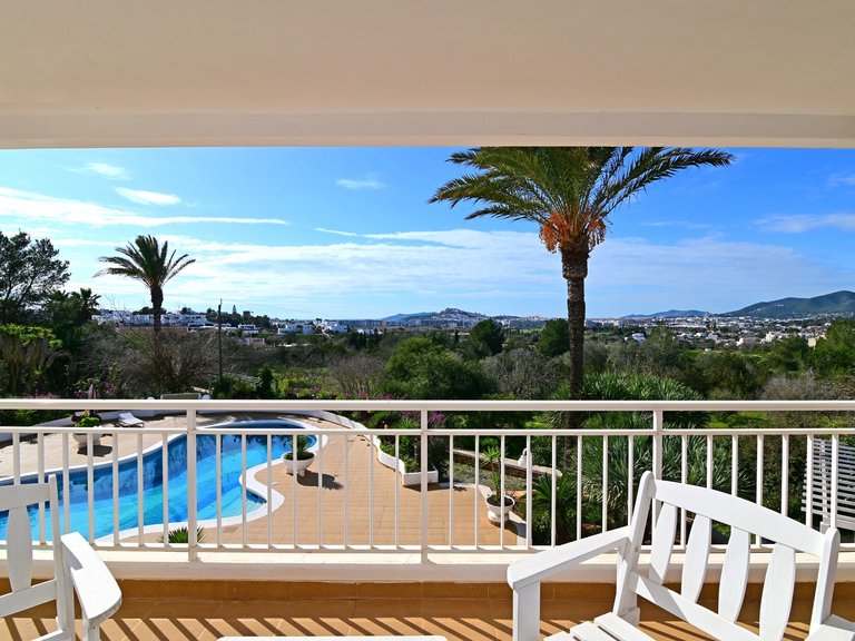 Villa for Sale in Santa Eulalia Del Río Balearic Islands 4