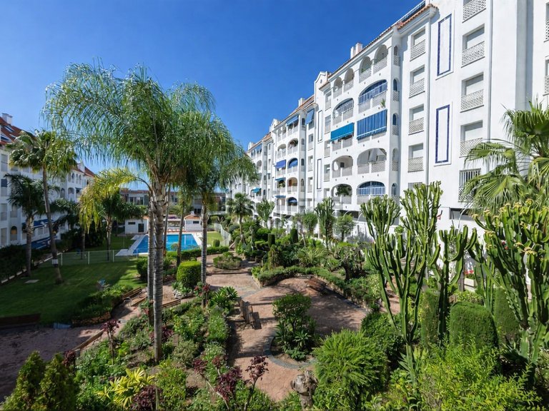 Apartment for Sale in San Pedro De Alcantara Malaga 17