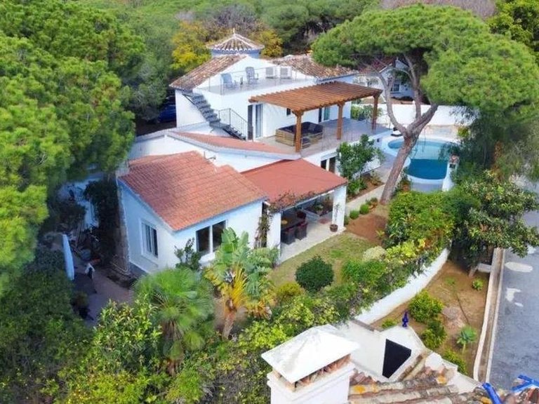 Villa for Sale in Marbella Malaga 1