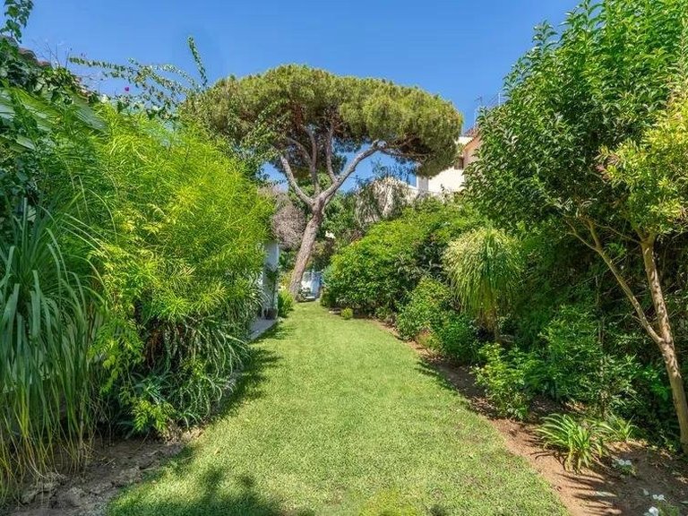 Villa for Sale in Marbella Malaga 9