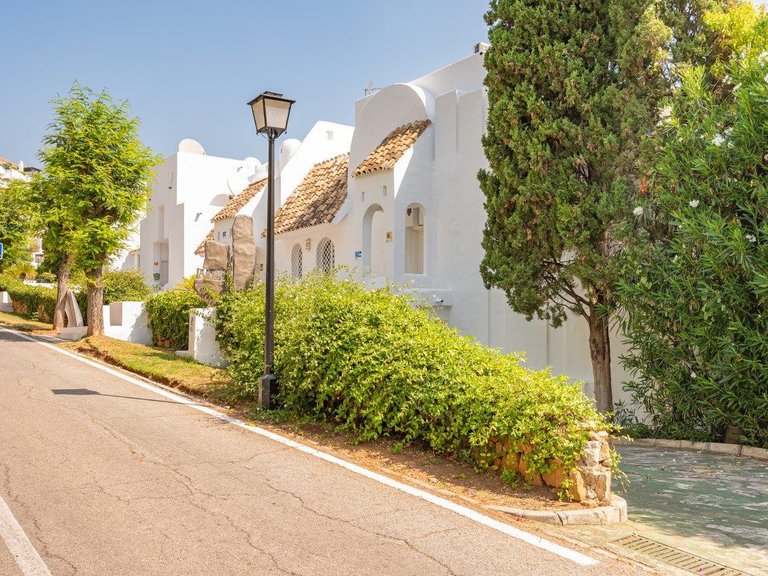 Town House for Sale in Marbella Malaga 35