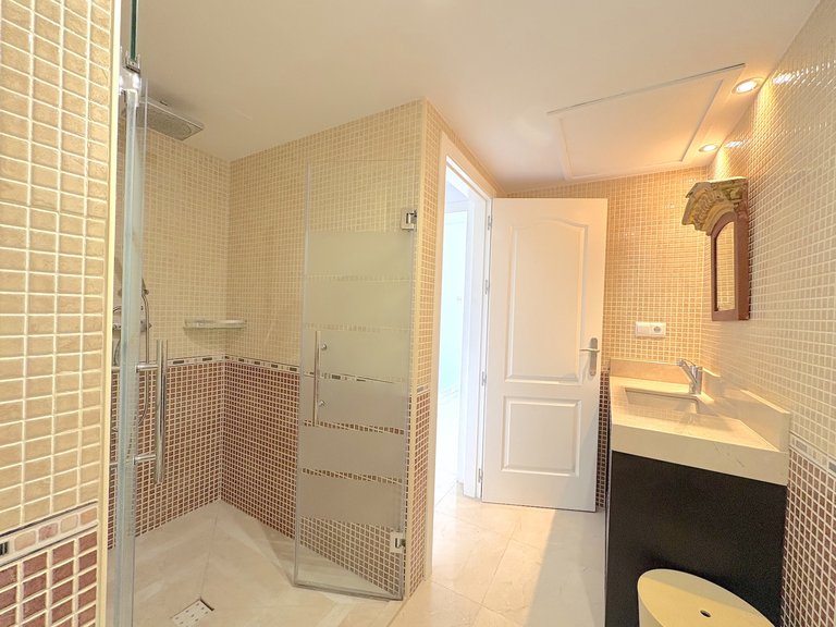 Apartment for Sale in Benalmadena Malaga 14