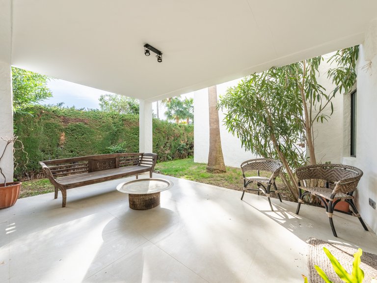 Villa for Sale in Estepona Malaga 38