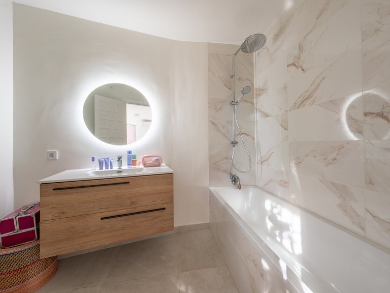 Villa for Sale in Estepona Malaga 27