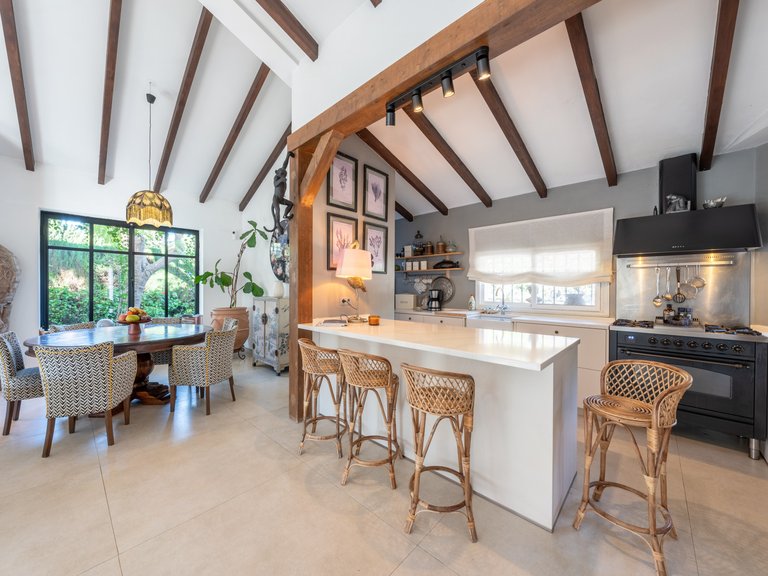 Villa for Sale in Estepona Malaga 3