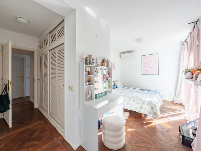 Villa for Sale in Estepona Malaga 26