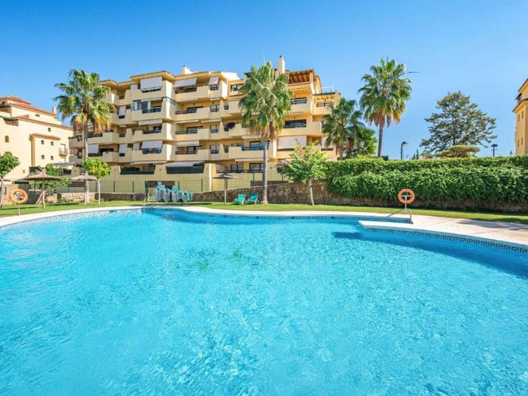 Apartment for Sale in Estepona Malaga 1