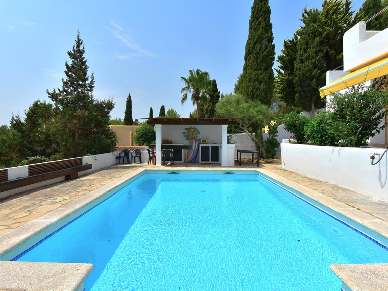 Villa for Sale in Santa Eulalia Del Río Balearic Islands 16