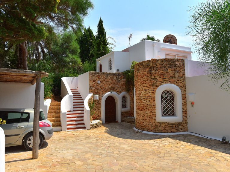 Villa for Sale in Santa Eulalia Del Río Balearic Islands 7