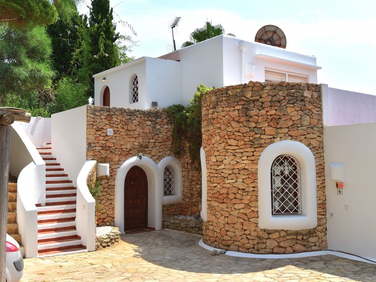 Villa for Sale in Santa Eulalia Del Río Balearic Islands 18
