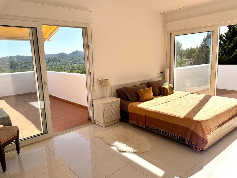 Villa for Sale in Santa Eulalia Del Río Balearic Islands 28