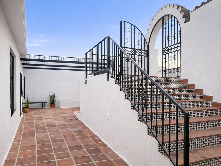 Villa for Sale in San Pedro De Alcantara Malaga 11