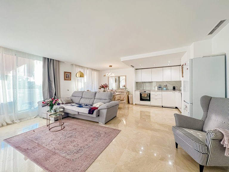 Apartment for Sale in Benahavis Malaga 14