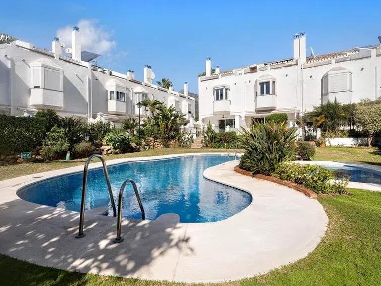 Town House for Sale in Marbella Malaga 28