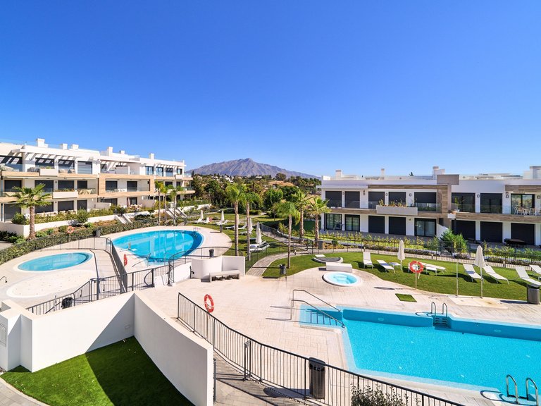 Apartment for Sale in Estepona Malaga 1