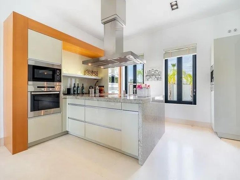 Villa for Sale in Mijas Costa Malaga 16