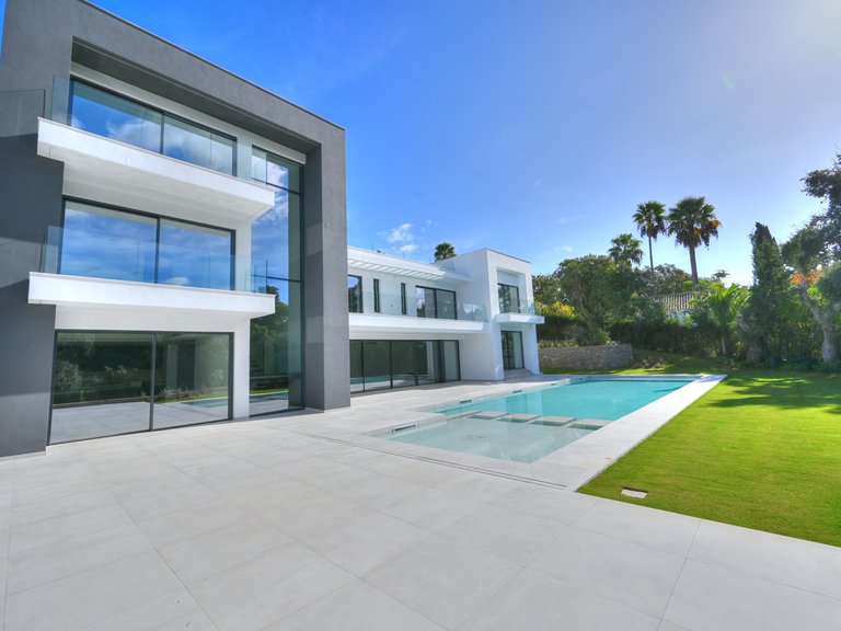 Villa for Sale in Sotogrande Cadiz 2
