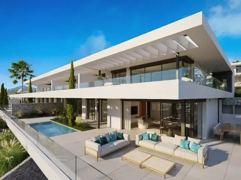 Villa for Sale in Marbella Malaga 11