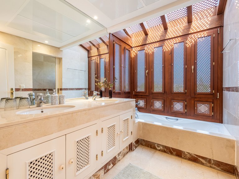 Penthouse for Sale in San Pedro de Alcantara Malaga 22