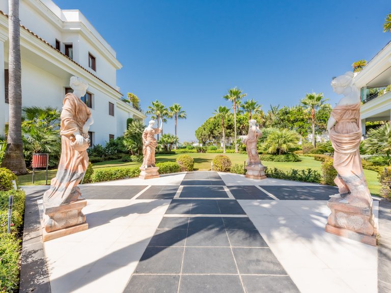 Apartment for Sale in Estepona Malaga 28