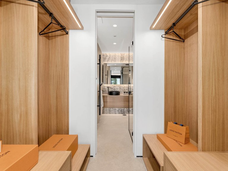 Apartment for Sale in Nueva Andalucia Malaga 18