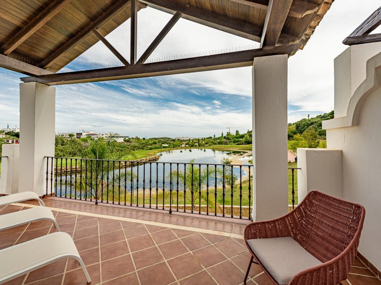 Villa for Sale in Azata Golf, Estepona, Malaga 24