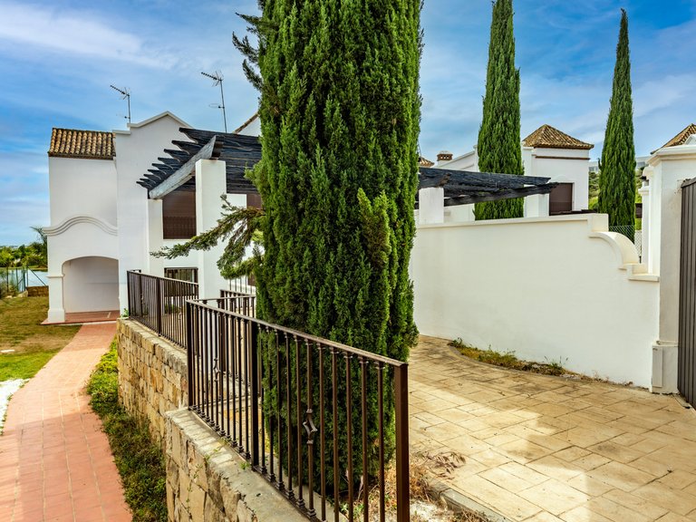 Villa for Sale in Azata Golf, Estepona, Malaga 29