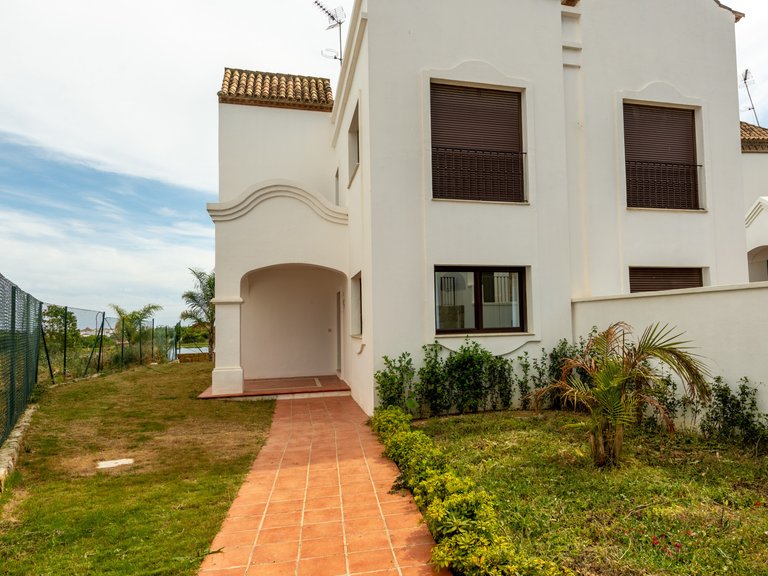 Villa for Sale in Azata Golf, Estepona, Malaga 47