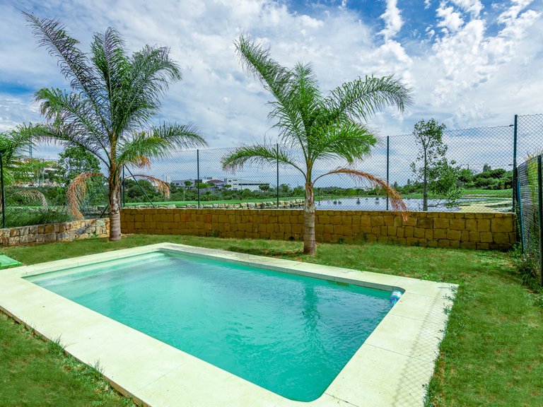 Villa for Sale in Azata Golf, Estepona, Malaga 15