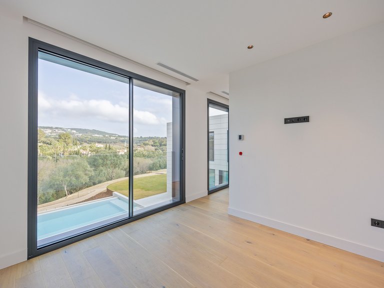 Villa for Sale in Sotogrande, Cadiz 32